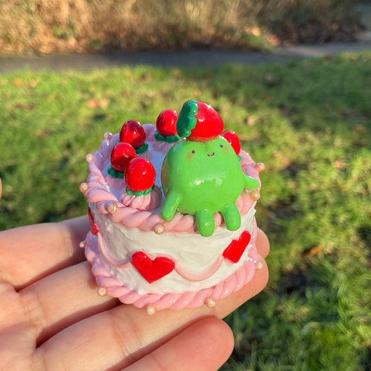 strawberry cake frog - preorder