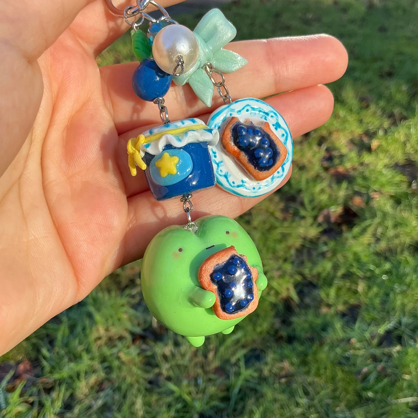 blueberry toast frog keychain